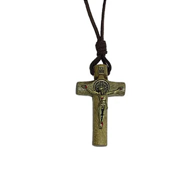 Colar Cruz Madeira Cilíndrica 6cm Com São Bento Cordão OV