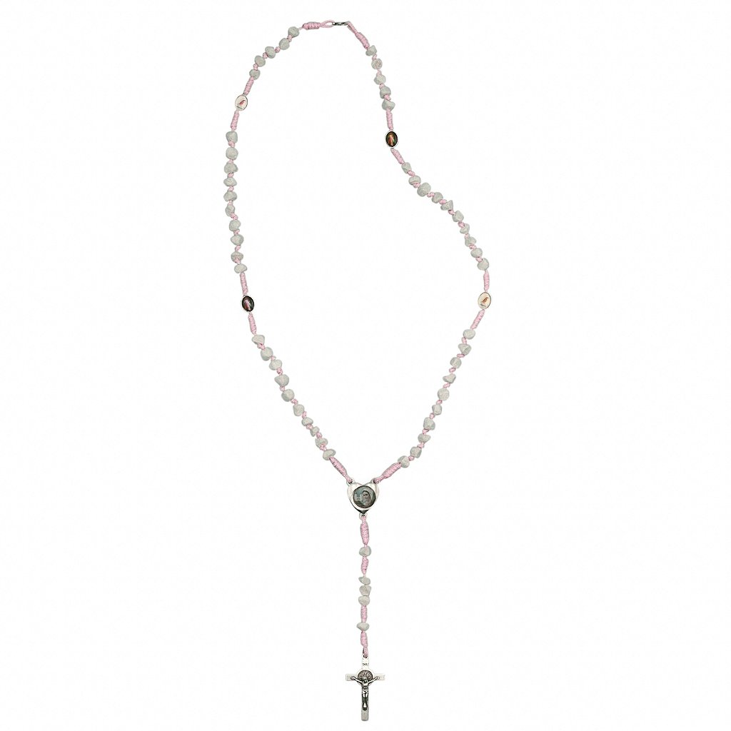 Terço de pedra de pescoço cordão rosa claro entre meio coração Rainha da Paz / Jesus Misericordioso - Medjugorje