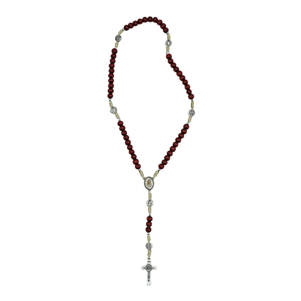 Terço madeira vermelho dezena medalha São Bento entre meio Rainha da Paz / Jesus Misericordioso - Medjugorje