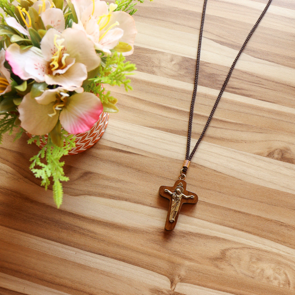 Cordão Com a Cruz da Unidade - Ouro velho