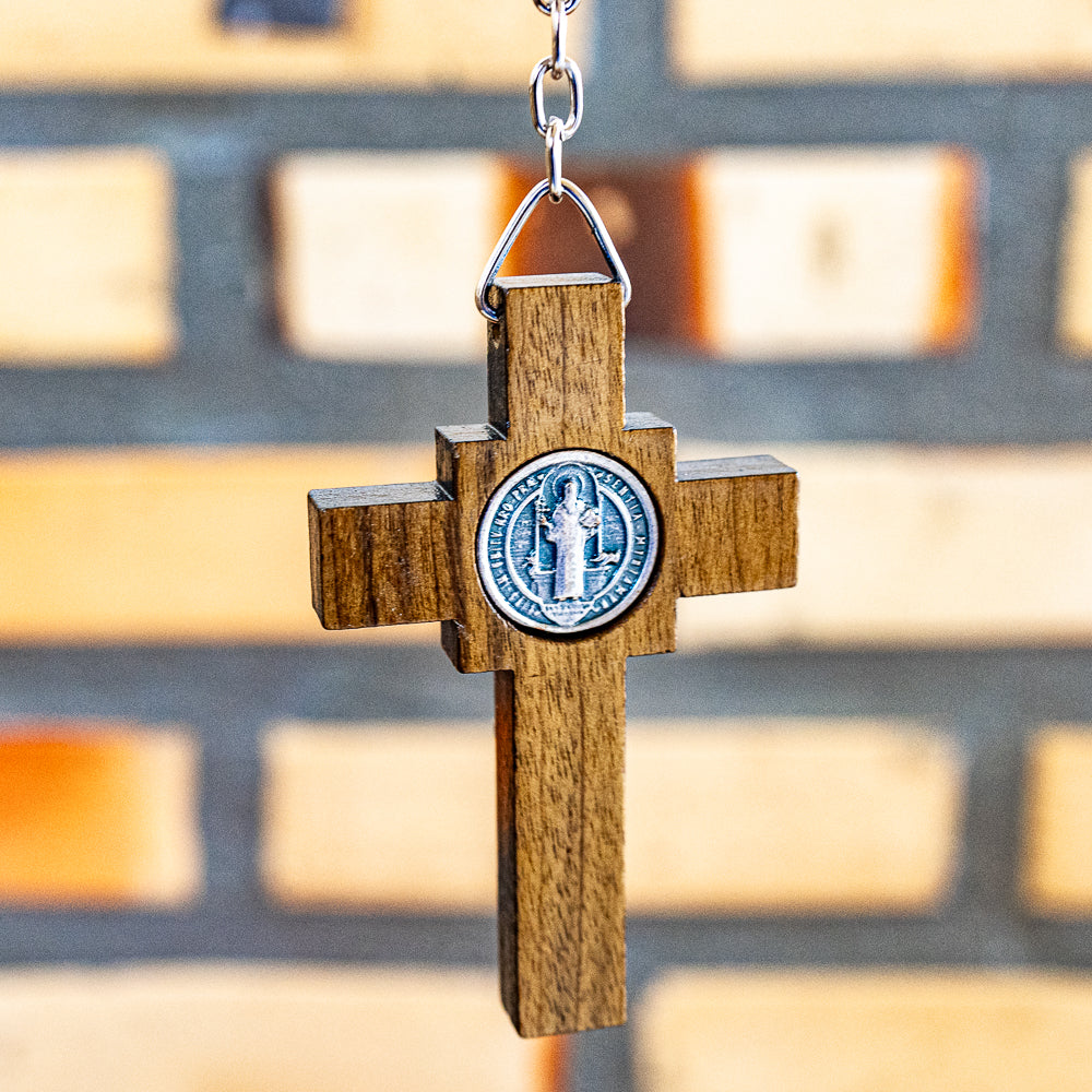 Chaveiro Com Mosquete Cruz 4 Cantos Com Medalha