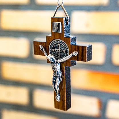 Chaveiro Com Mosquete Cruz 4 Cantos Com Medalha