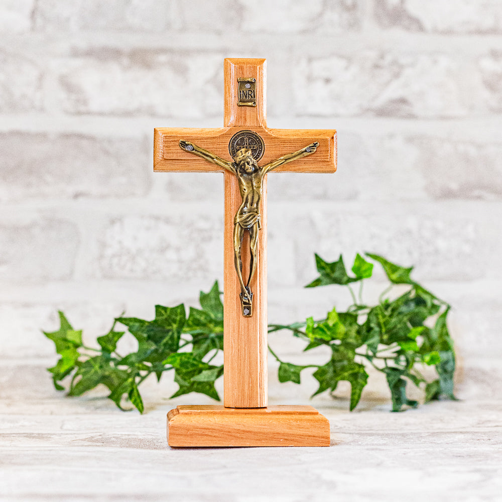 Cruz de Mesa 17 cm - Ouro Velho