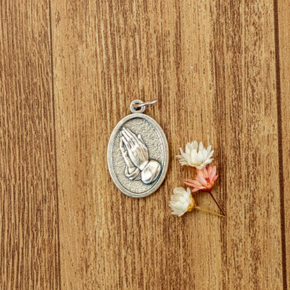 Medalha Santa Maria Goretti e Mãos - Italiana