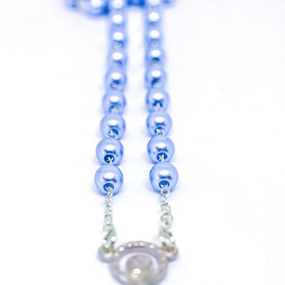 Terço Pérola 6mm na Caixinha de Acrílico - Azul