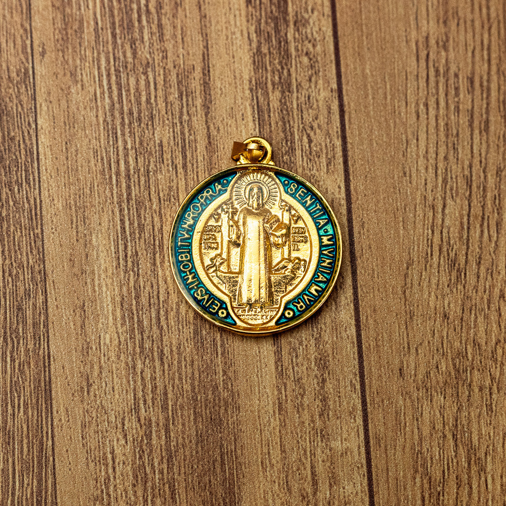 Medalha de São Bento 30 mm Dourada - Resinada