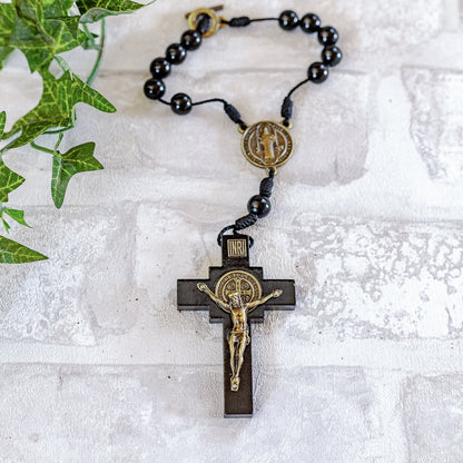 Dezena Carro ABS Preto Cruz 4 Canto Triangulo Metal Ouro velho