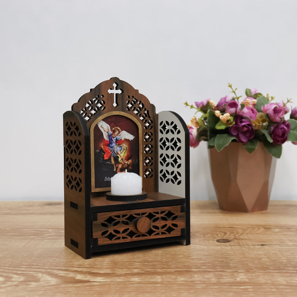 Porta Terço imbuia Capelinha com Vela - São Miguel Arcanjo