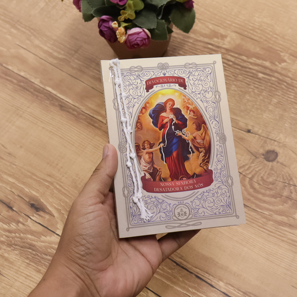 Devocionário de Nossa Senhora Desatadora dos nós - Acompanha Cordão Com Nós