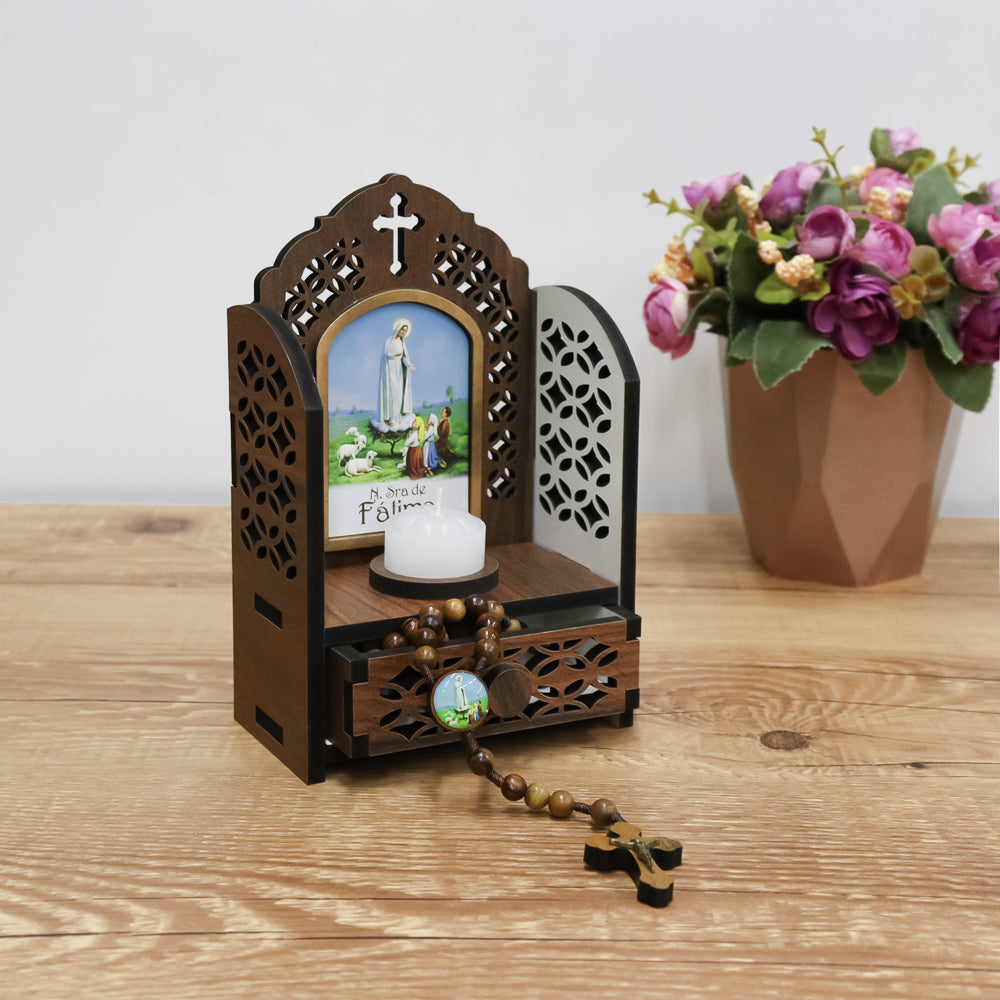 Porta Terço imbuia Capelinha com Vela - Nossa Senhora de Fátima