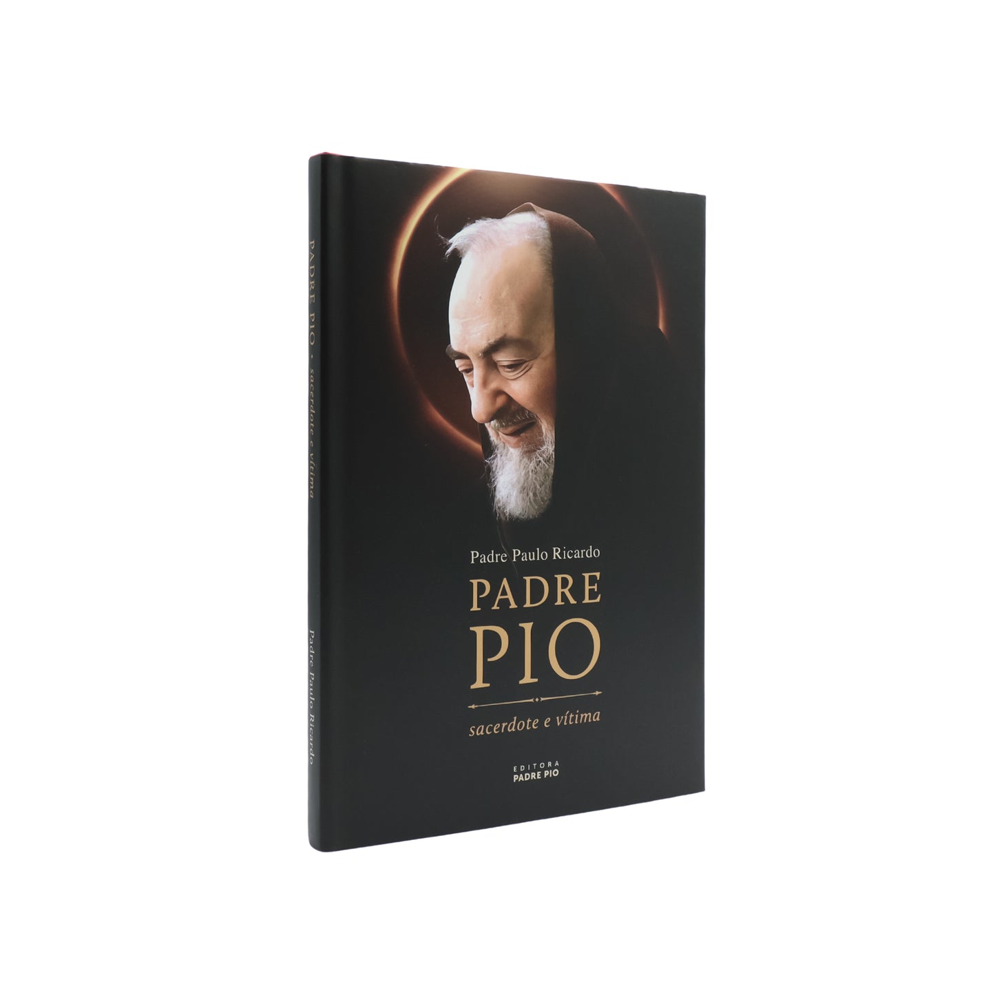 Padre Pio, sacerdote e vítima