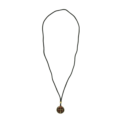 Cordão Com Medalha de São Bento Resinada Dourado