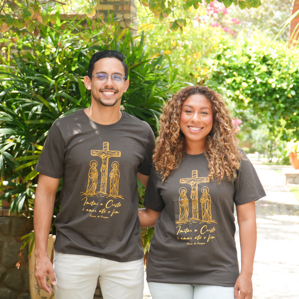 Camiseta Imitar a Cristo é amar até o fim - Hesed