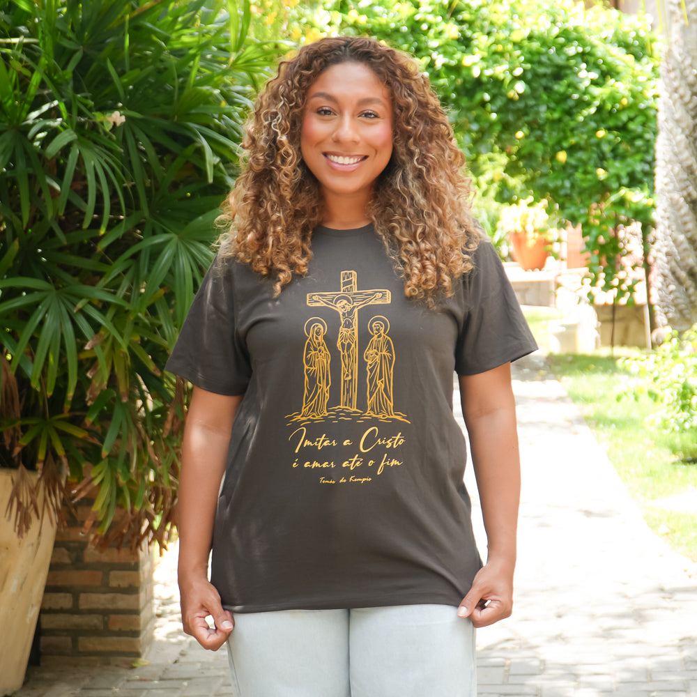 Camiseta Imitar a Cristo é amar até o fim - Hesed