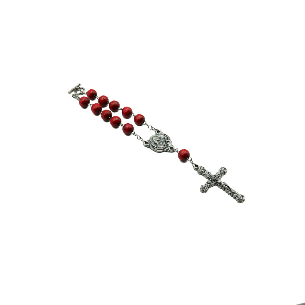 Dezena Com Fecho Madeira Vermelha 8mm Triângulo Santa Teresinha Prata Velha