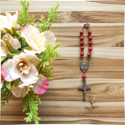 Dezena Com Fecho Madeira Vermelha 8mm Triângulo Santa Teresinha Prata Velha