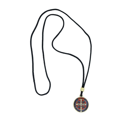 Cordão Com Medalha de São Bento Resinada Dourado