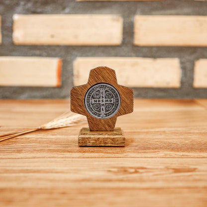 Cruz Quadrada Medalha São Bento Prata Velha Com Base para Painel de Carro