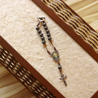 Dezena de Carro Hematita 8mm no Cordão - São Bento