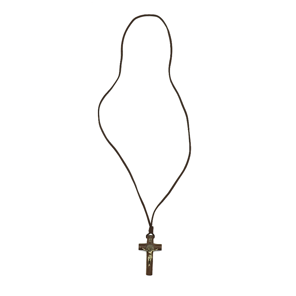 Cordão Cruz Madeira Cilíndrica 6cm Chagas de Cristo São Bento Ouro Velho