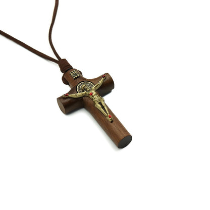 Cordão Cruz Madeira Cilíndrica 6cm Chagas de Cristo São Bento Ouro Velho